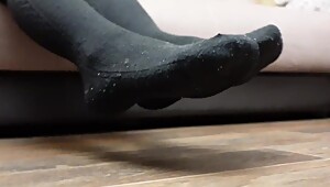 Foot fetish sexy Girl show feet foot in tights pantyhose nylon black knee socks