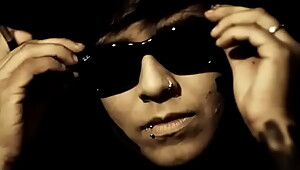 BLACK VEIL BRIDES "_Perfect Weapon"_ OFFICIAL MUSIC VIDEO