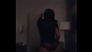 Super thick house wife twerking