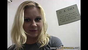 Blonde slut Aralyn Barra loves gloryhole fucking